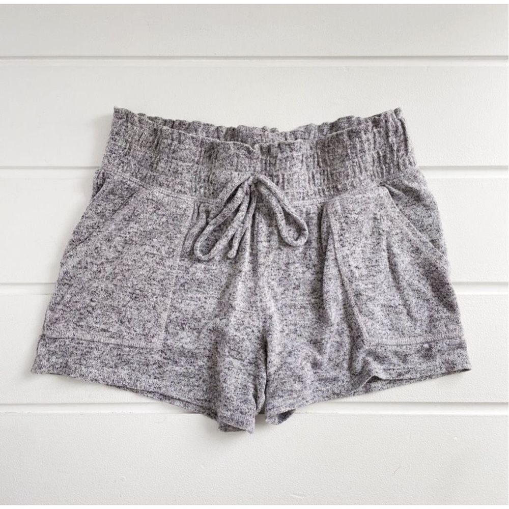 So Life Lounge Women's Gray Drawstring Elastic Waist Shorts Size Small